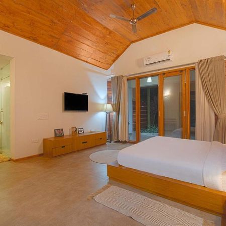 Stayvista At Tall Silver With Infinity Pool & Breakast Madikeri Exteriér fotografie