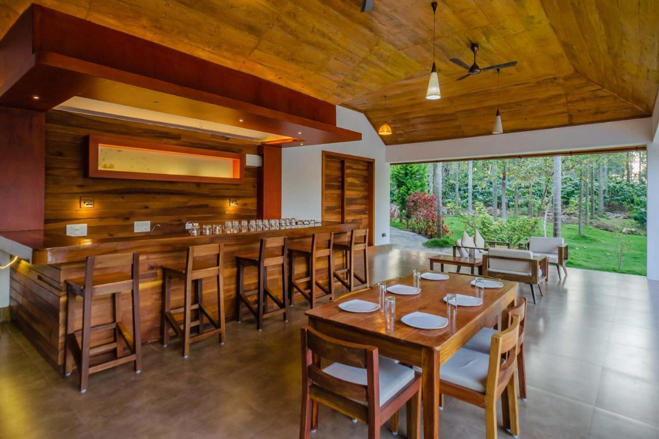 Stayvista At Tall Silver With Infinity Pool & Breakast Madikeri Exteriér fotografie